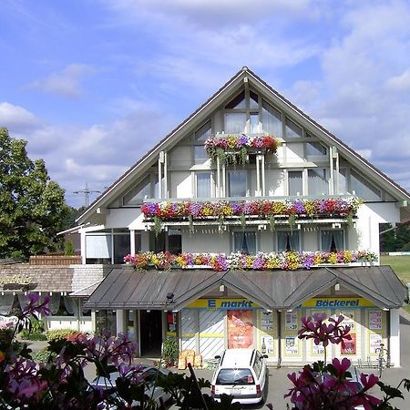 Schwarzwald-Pension Fechtig อูลิงเกน-เบียร์เคนดอร์ฟ ภายนอก รูปภาพ