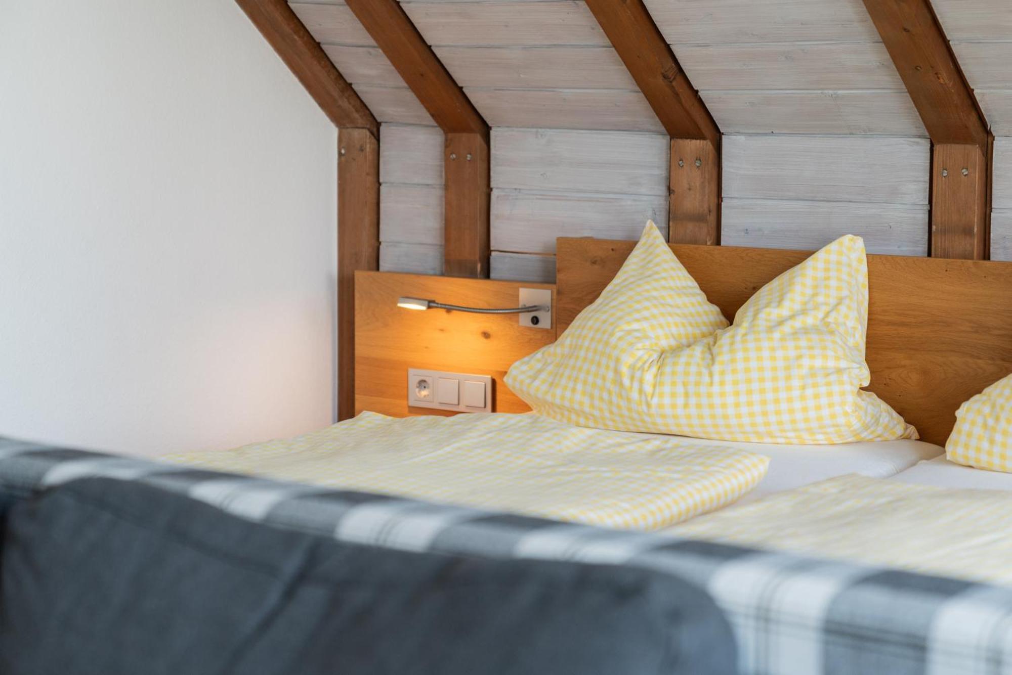 Schwarzwald-Pension Fechtig อูลิงเกน-เบียร์เคนดอร์ฟ ภายนอก รูปภาพ